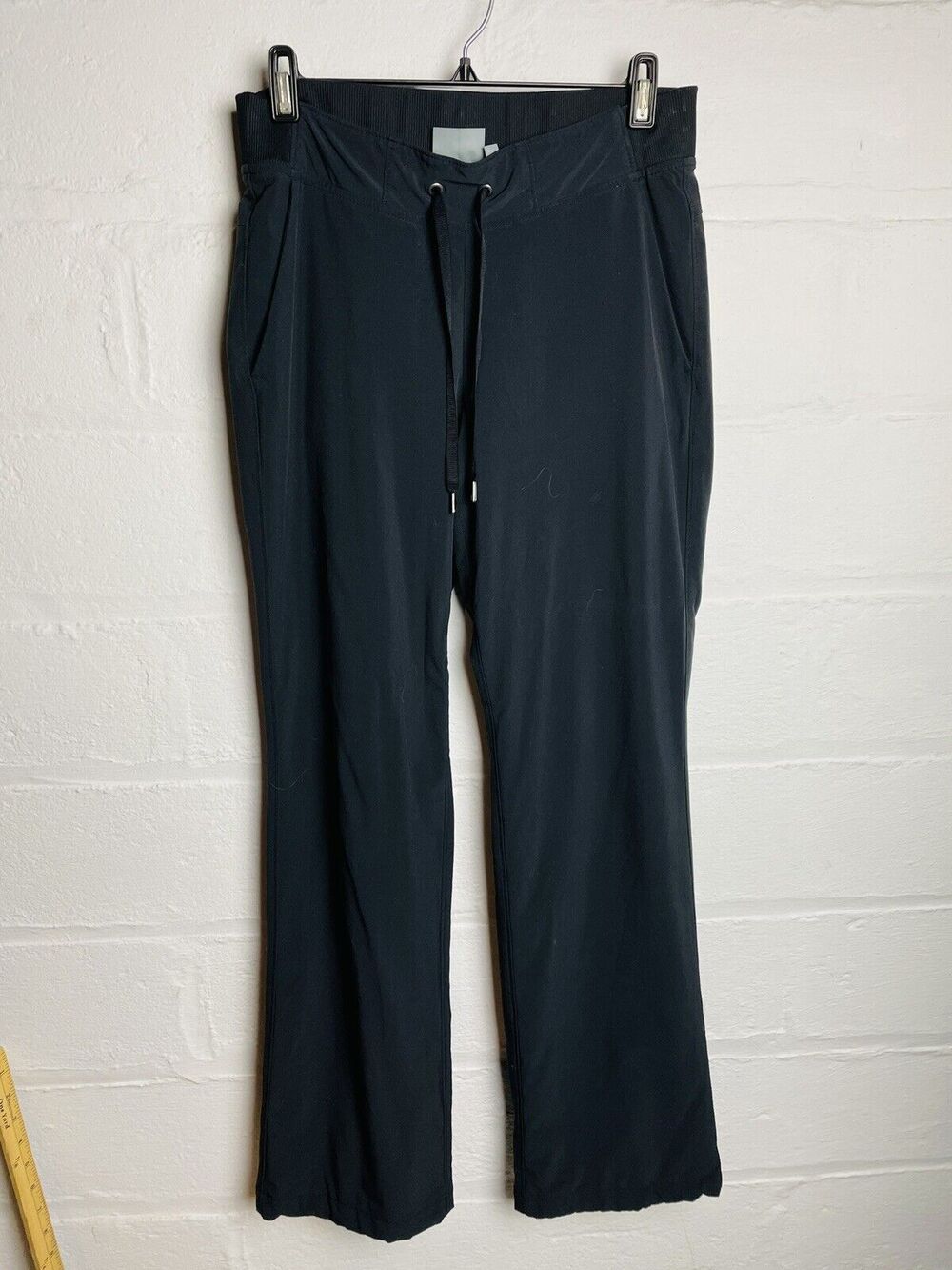 Athleta Pants Womens 4 Black Windpants Loose Performance Flex Outdoors